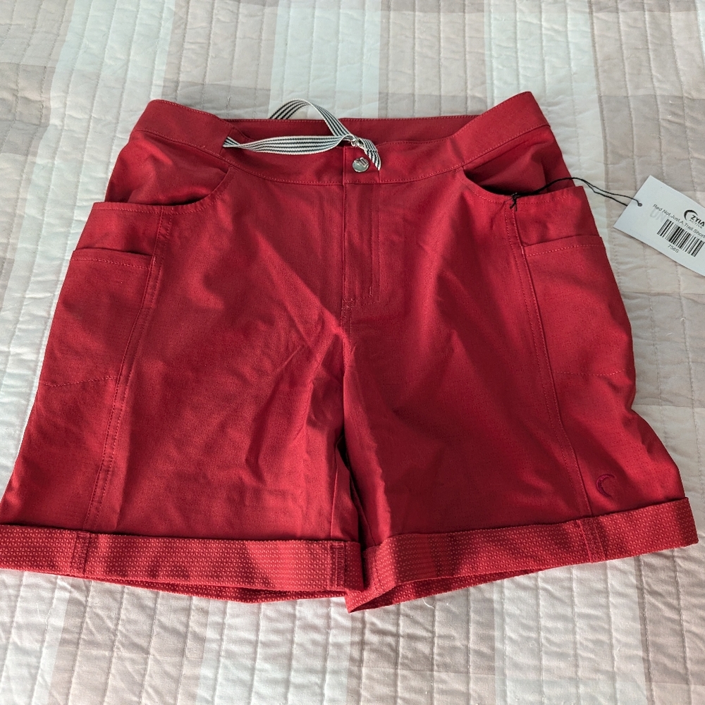 Zyia red trail shorts